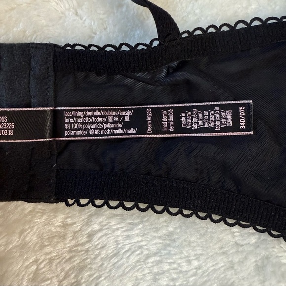 Victoria's Secret Black Lace Underwire Bra Size 34D - Picture 7 of 7